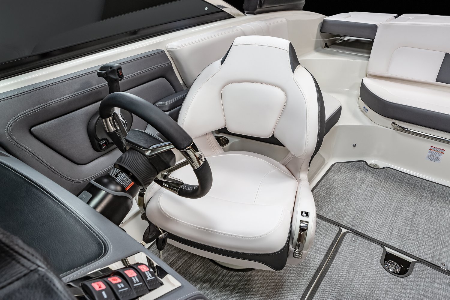 SSX-237-BucketSeat-01-19 SSX-237-BucketSeat-01-19